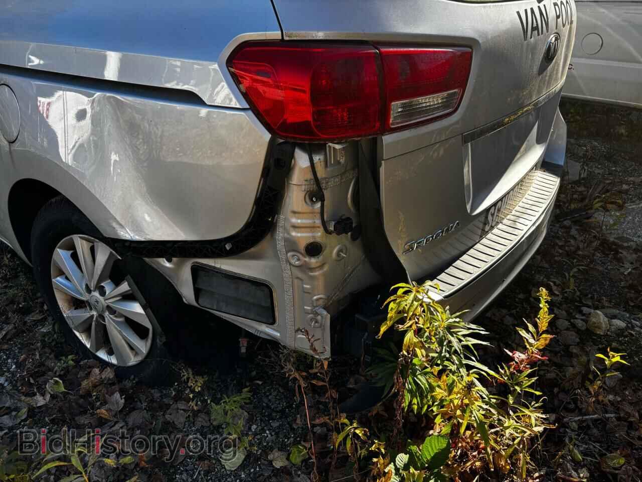 2018 KIA All Models - VIN: KNDMB5C19J6381925 - Photo 9