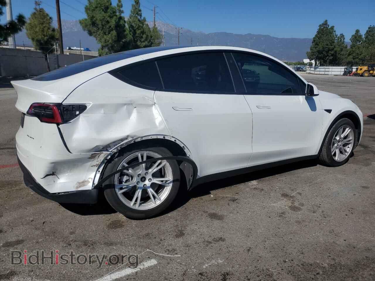2022 TESLA MODEL Y - VIN: 7SAYGDEE5NF351640 - Фото 3