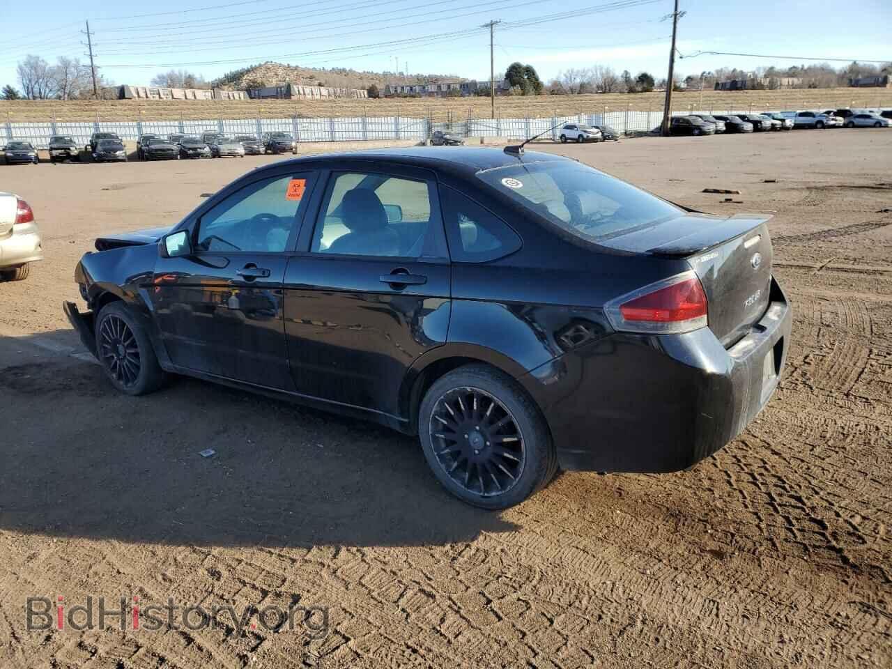 2011 FORD FOCUS - VIN: 1FAHP3GN0BW107427 - Фото 2