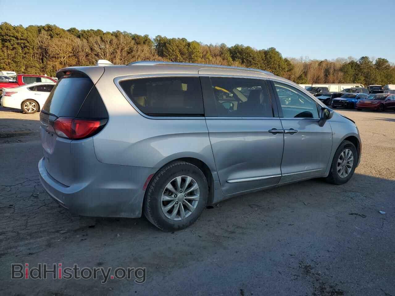 2019 CHRYSLER PACIFICA - VIN: 2C4RC1BG6KR539827 - Фото 3