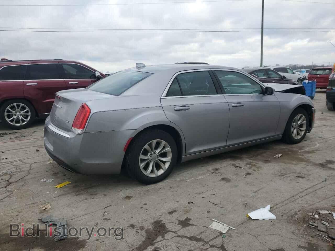 2018 CHRYSLER 300 - VIN: 2C3CCAAG0JH275228 - Фото 3