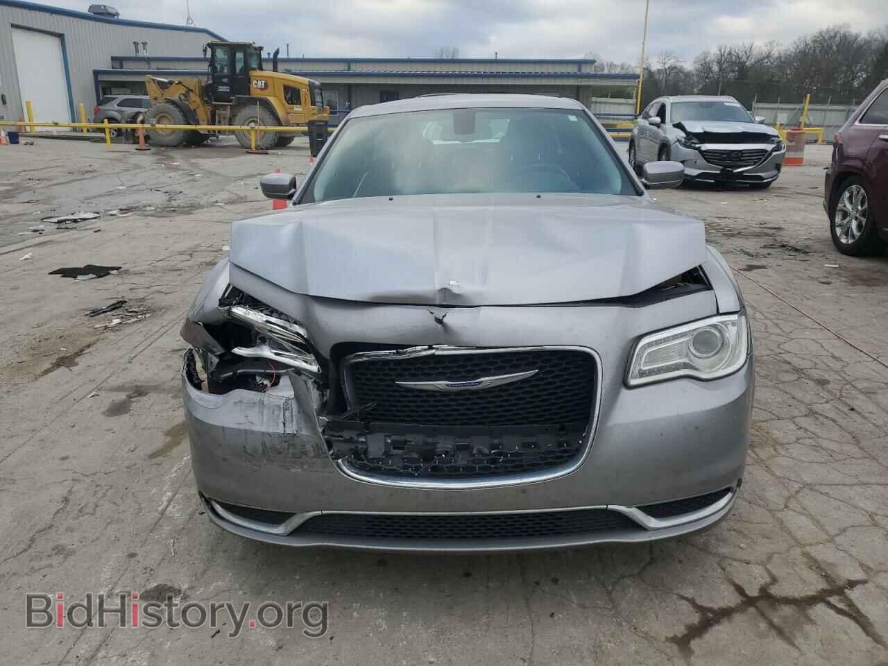 2018 CHRYSLER 300 - VIN: 2C3CCAAG0JH275228 - Фото 5