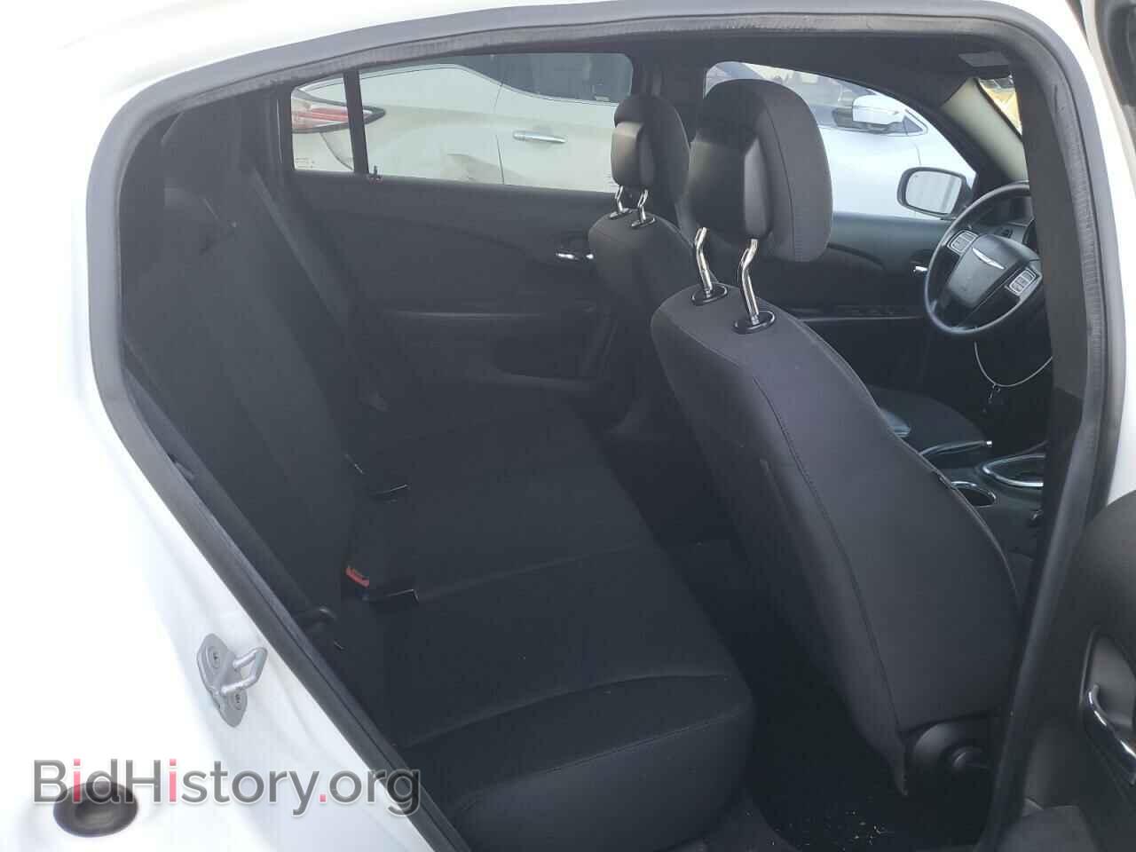 2012 CHRYSLER 200 - VIN: 1C3CCBAB2CN320187 - Фото 10