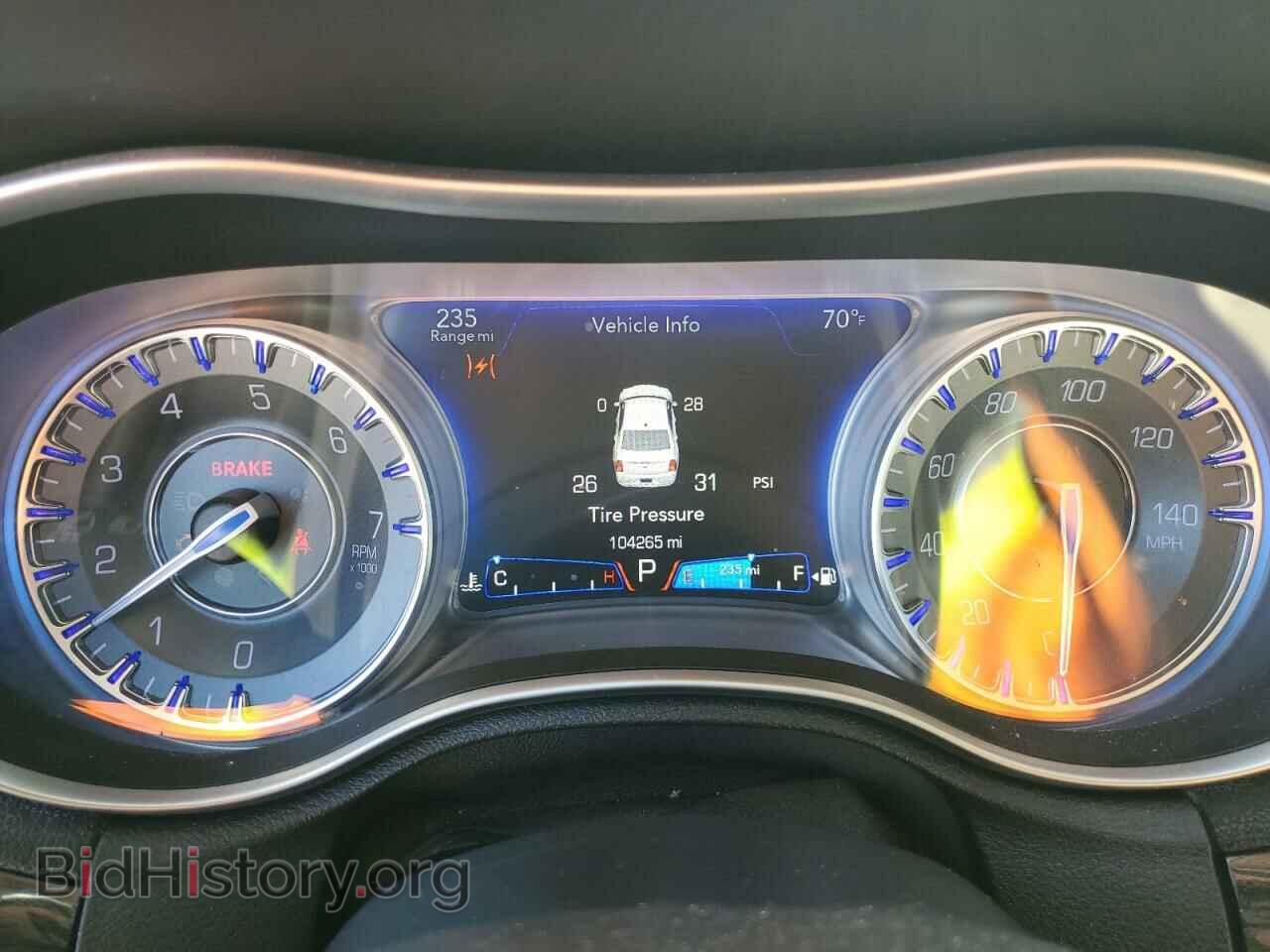 2015 CHRYSLER 300 - VIN: 2C3CCAAG9FH766212 - Фото 9