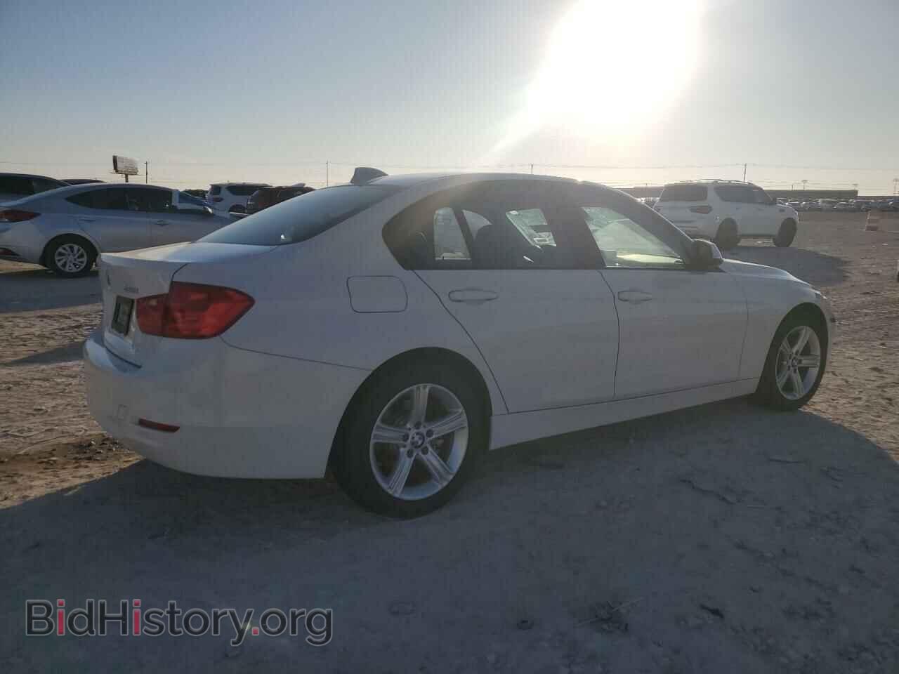 2014 BMW 3 SERIES - VIN: WBA3B5C52EP542921 - Фото 3