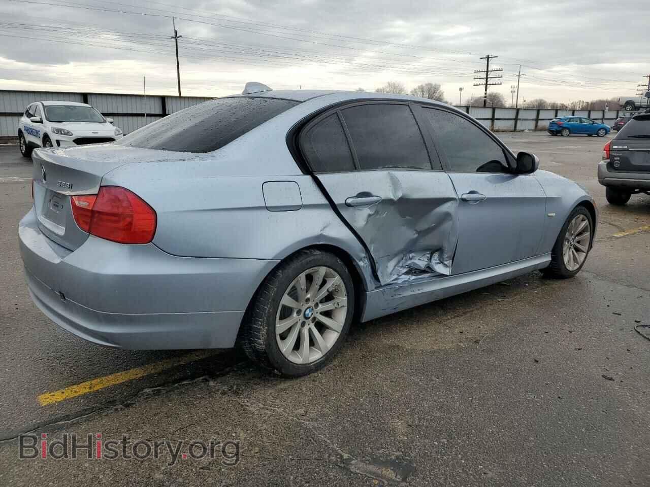 2009 BMW 3 SERIES - VIN: WBAPH53559A438254 - Фото 3