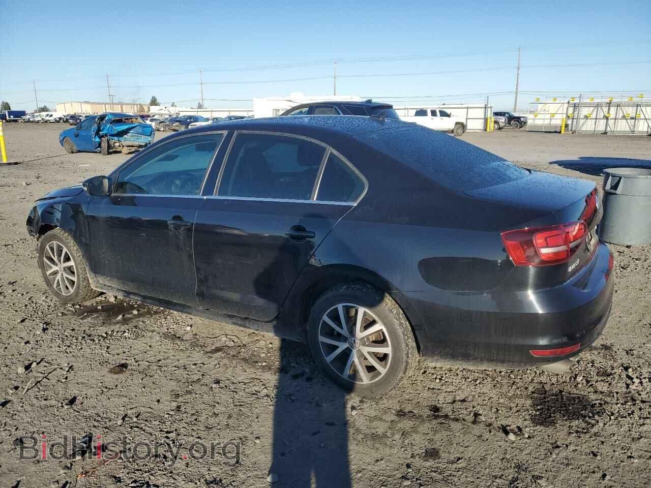 2017 VOLKSWAGEN JETTA - VIN: 3VWDB7AJXHM276803 - Фото 2