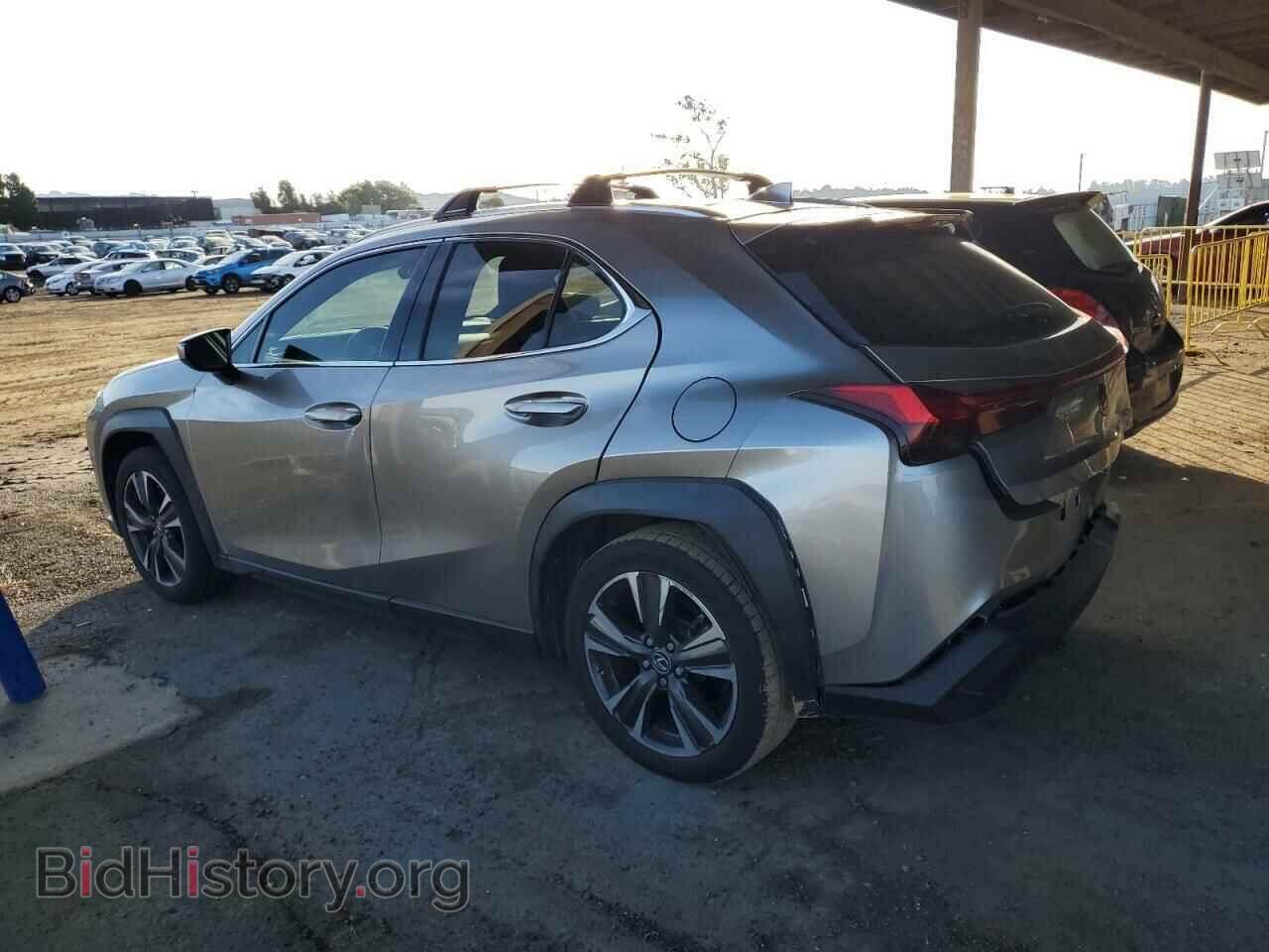 2019 LEXUS UX 200 - VIN: JTHY3JBH8K2020392 - Фото 2