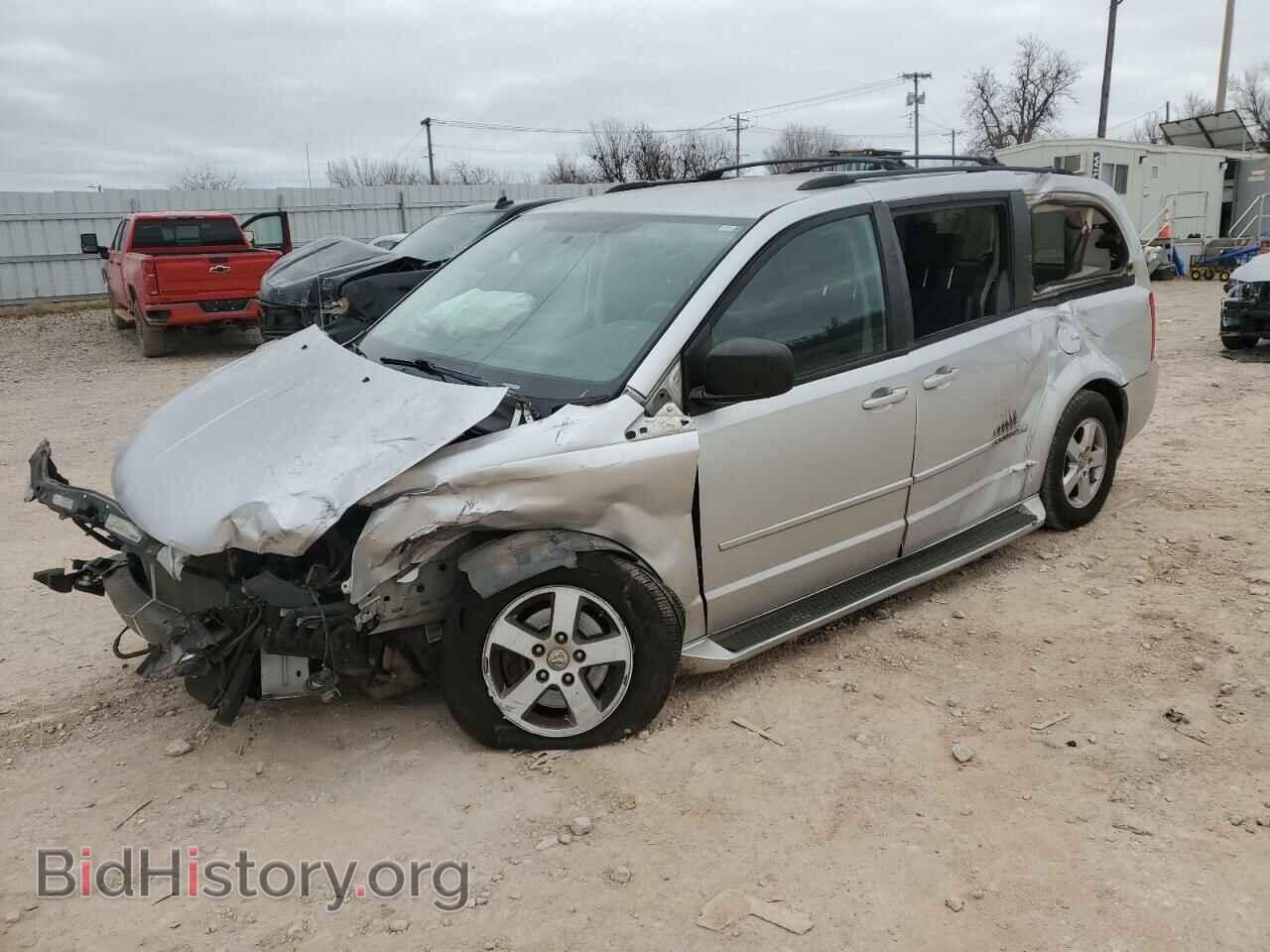 Фотография 2D4RN3D14AR439953 - DODGE CARAVAN 2010