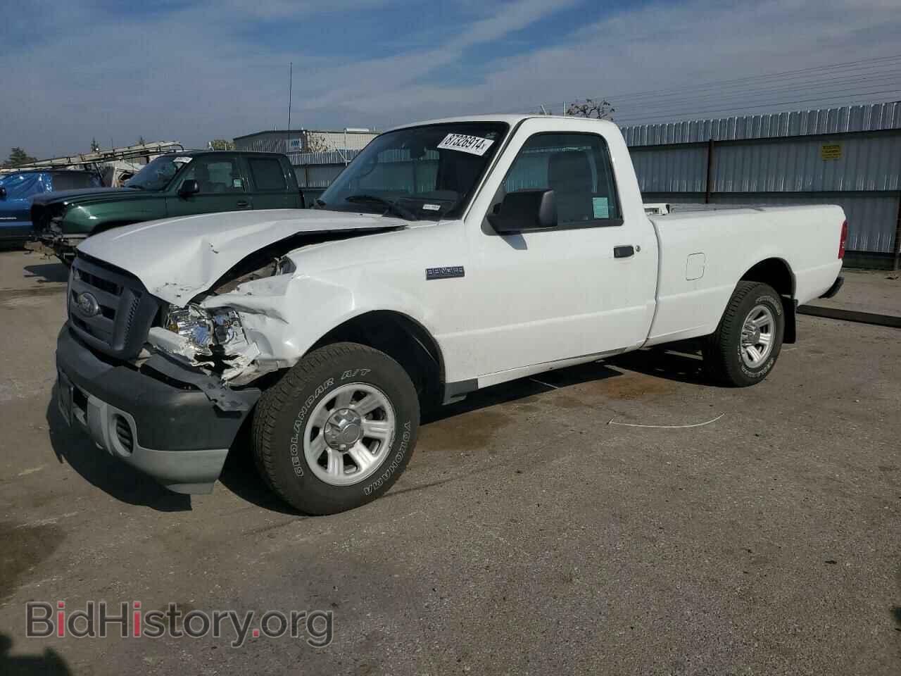Photo 1FTKR1AE3APA04437 - FORD RANGER 2010