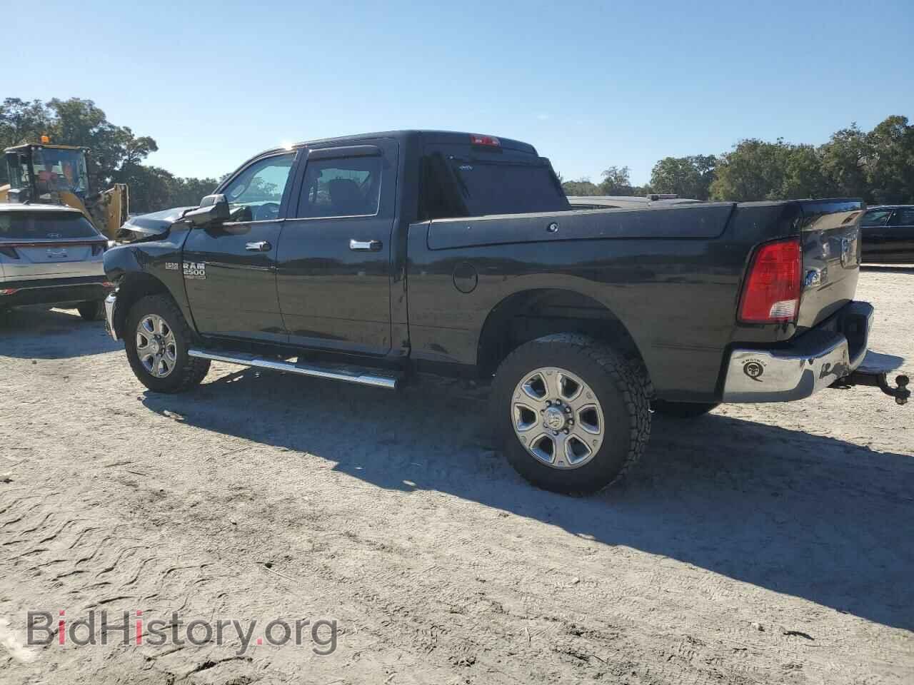 2017 RAM All Models - VIN: 3C6UR5DJ4HG771793 - Photo 2