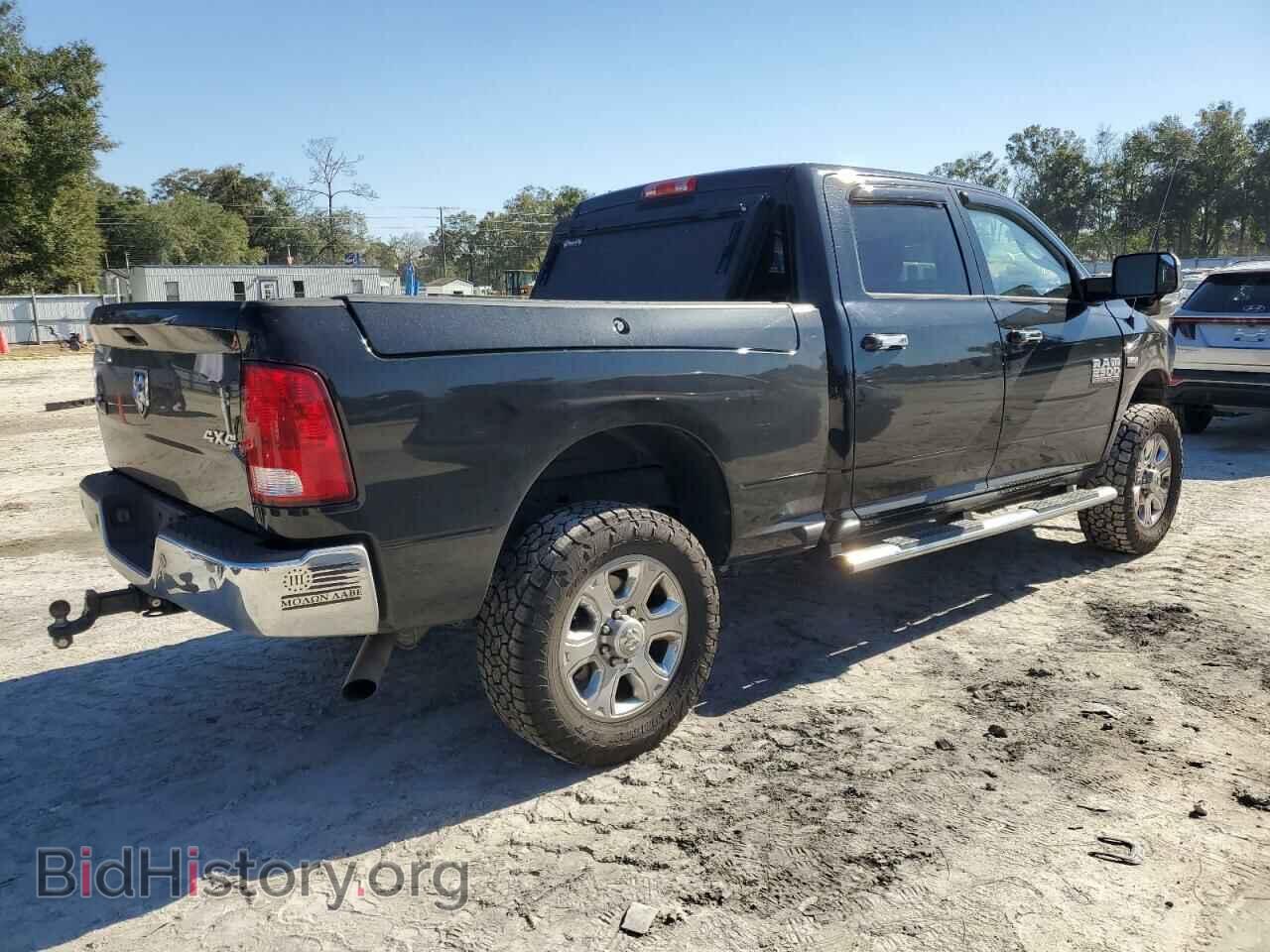 2017 RAM All Models - VIN: 3C6UR5DJ4HG771793 - Photo 3