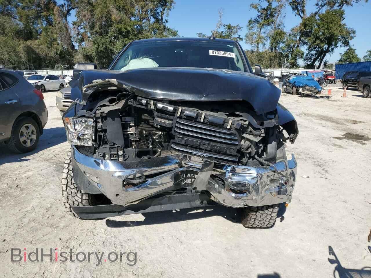 2017 RAM All Models - VIN: 3C6UR5DJ4HG771793 - Photo 5