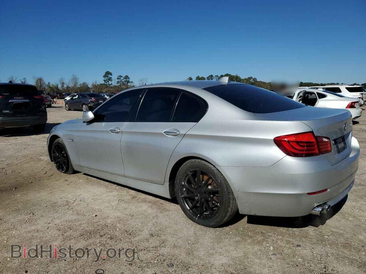 2011 BMW 5 SERIES - VIN: WBAFR1C53BC750536 - Фото 2
