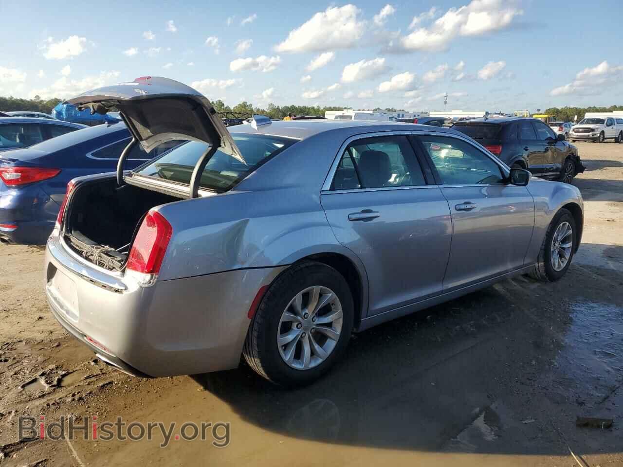 2015 CHRYSLER 300 - VIN: 2C3CCAAG8FH853857 - Фото 3