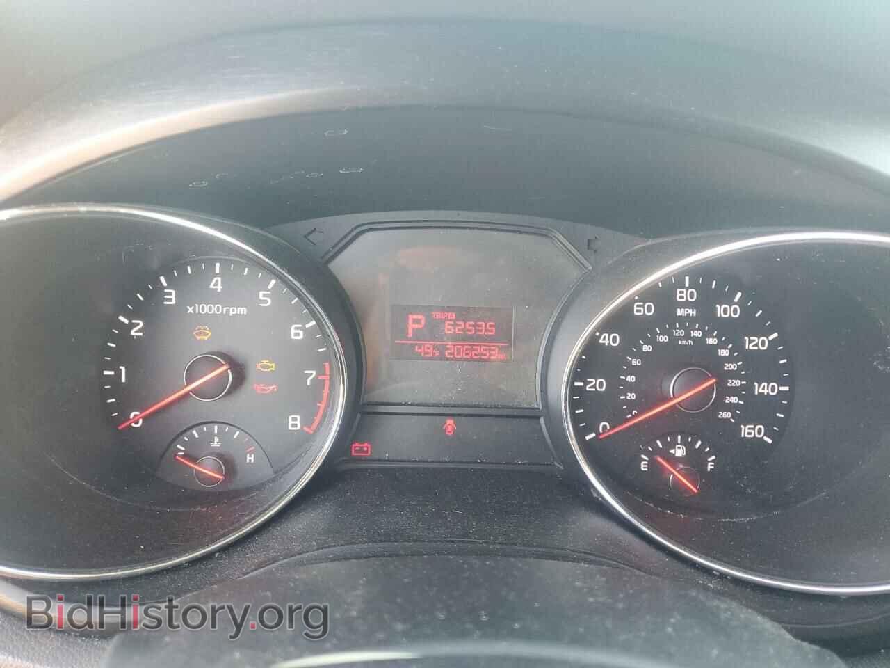 2016 KIA All Models - VIN: KNDMB5C1XG6116147 - Фото 9