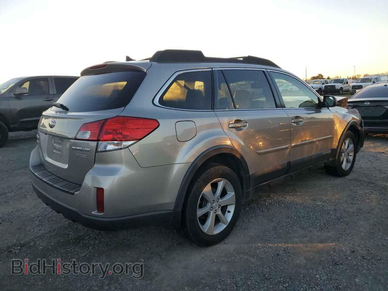 2014 SUBARU OUTBACK - VIN: 4S4BRBLC8E3260860 - Фото 3