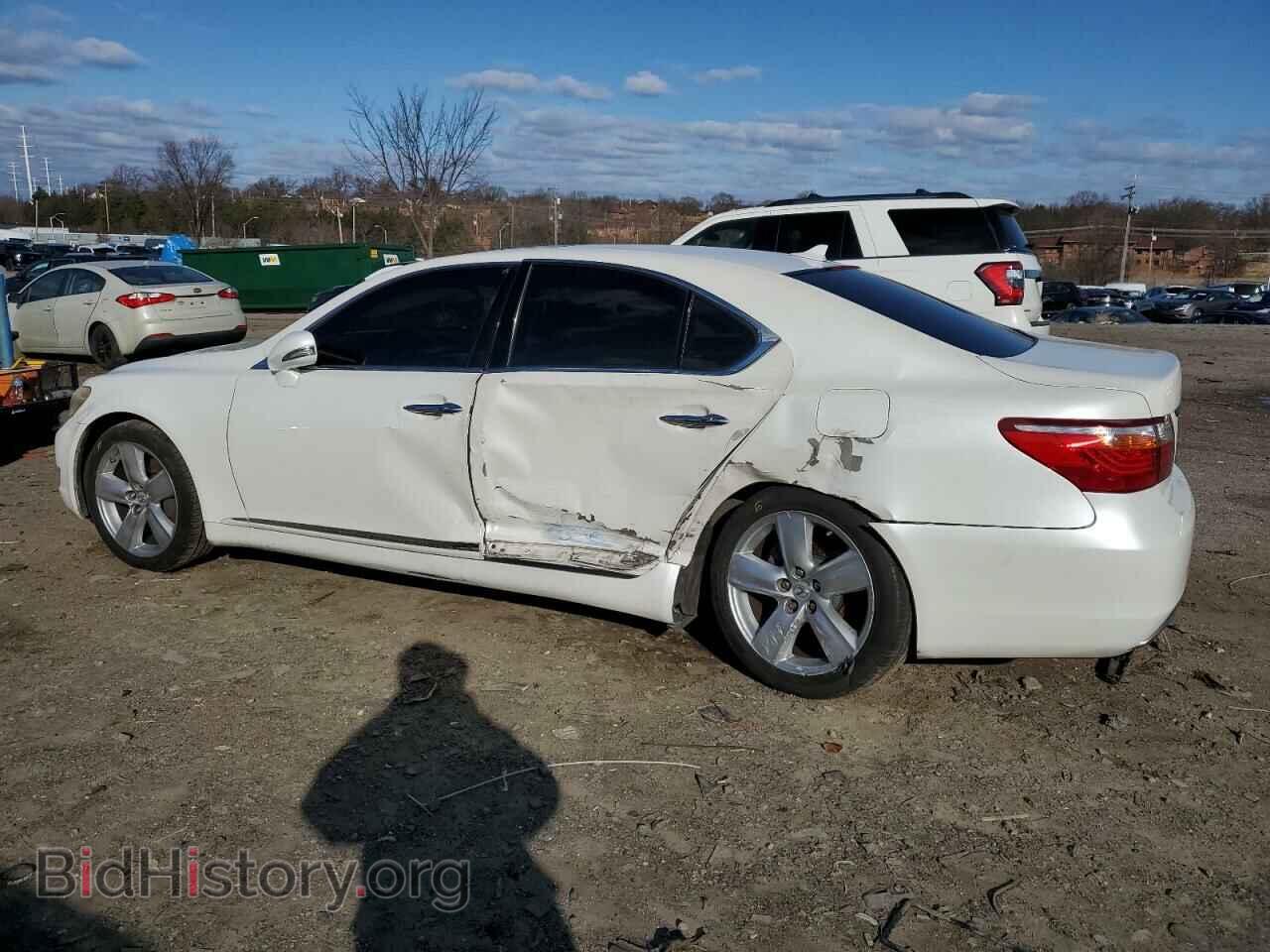 2012 LEXUS LS460 - VIN: JTHBL5EF9C5113347 - Photo 2