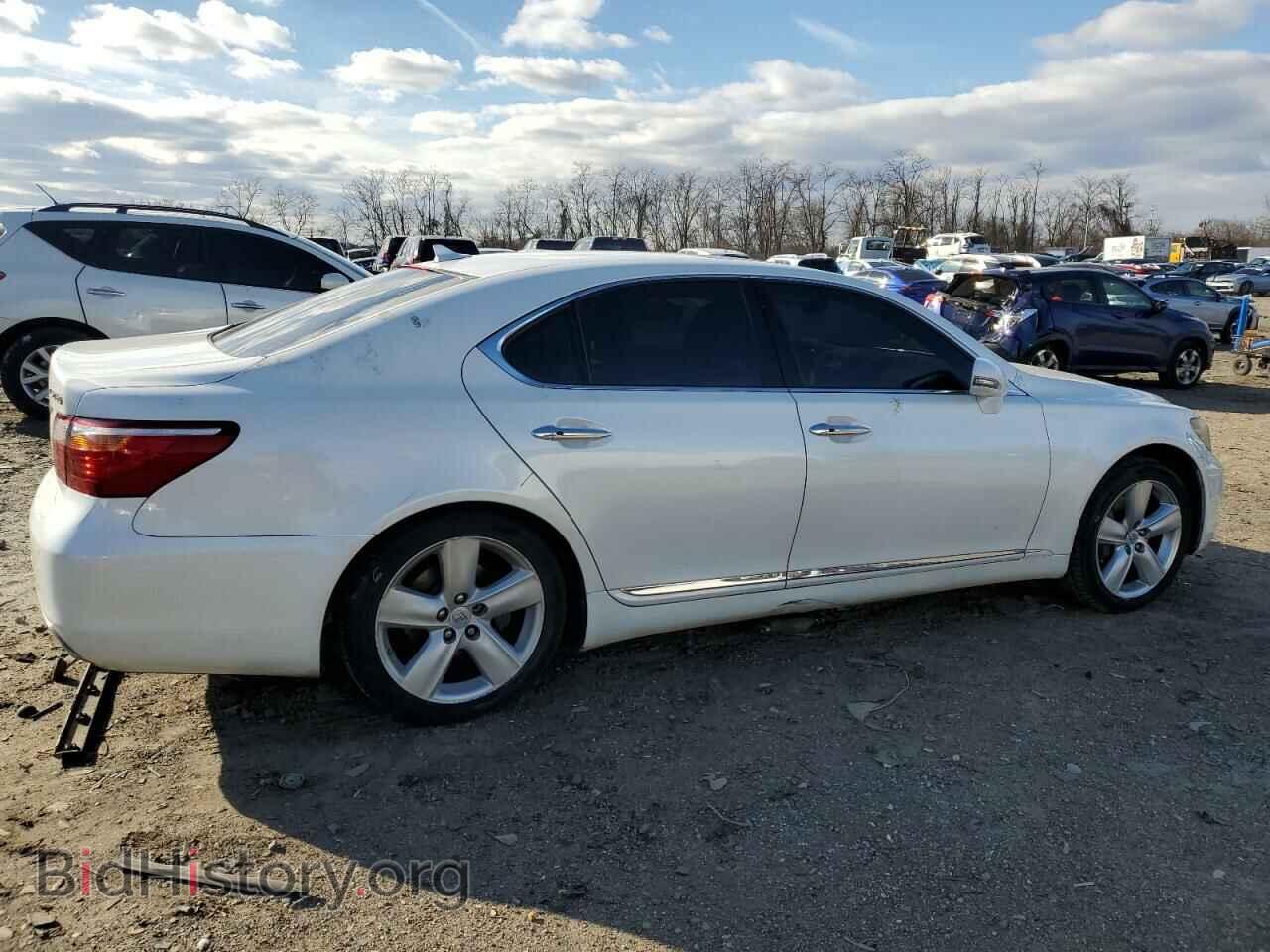 2012 LEXUS LS460 - VIN: JTHBL5EF9C5113347 - Photo 3