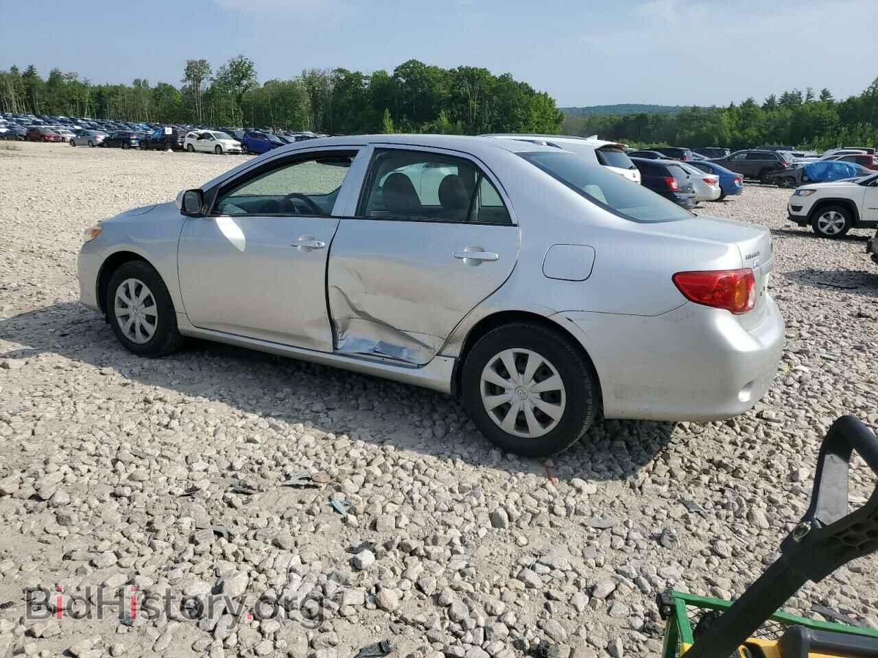 2009 TOYOTA COROLLA - VIN: JTDBL40E299057747 - Фото 2
