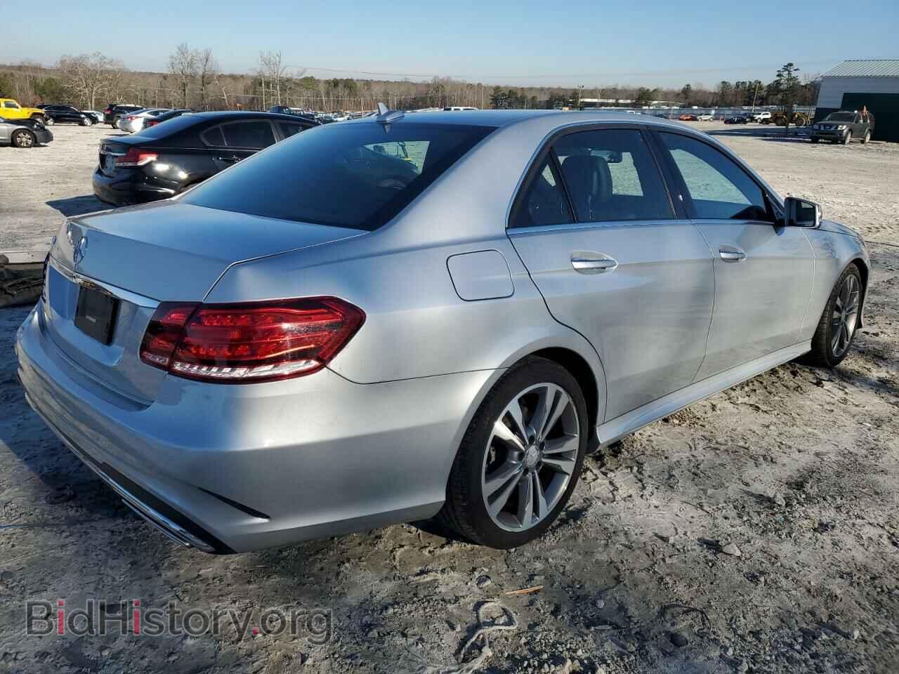 2016 MERCEDES-BENZ E-CLASS - VIN: WDDHF5KB7GB303343 - Фото 3
