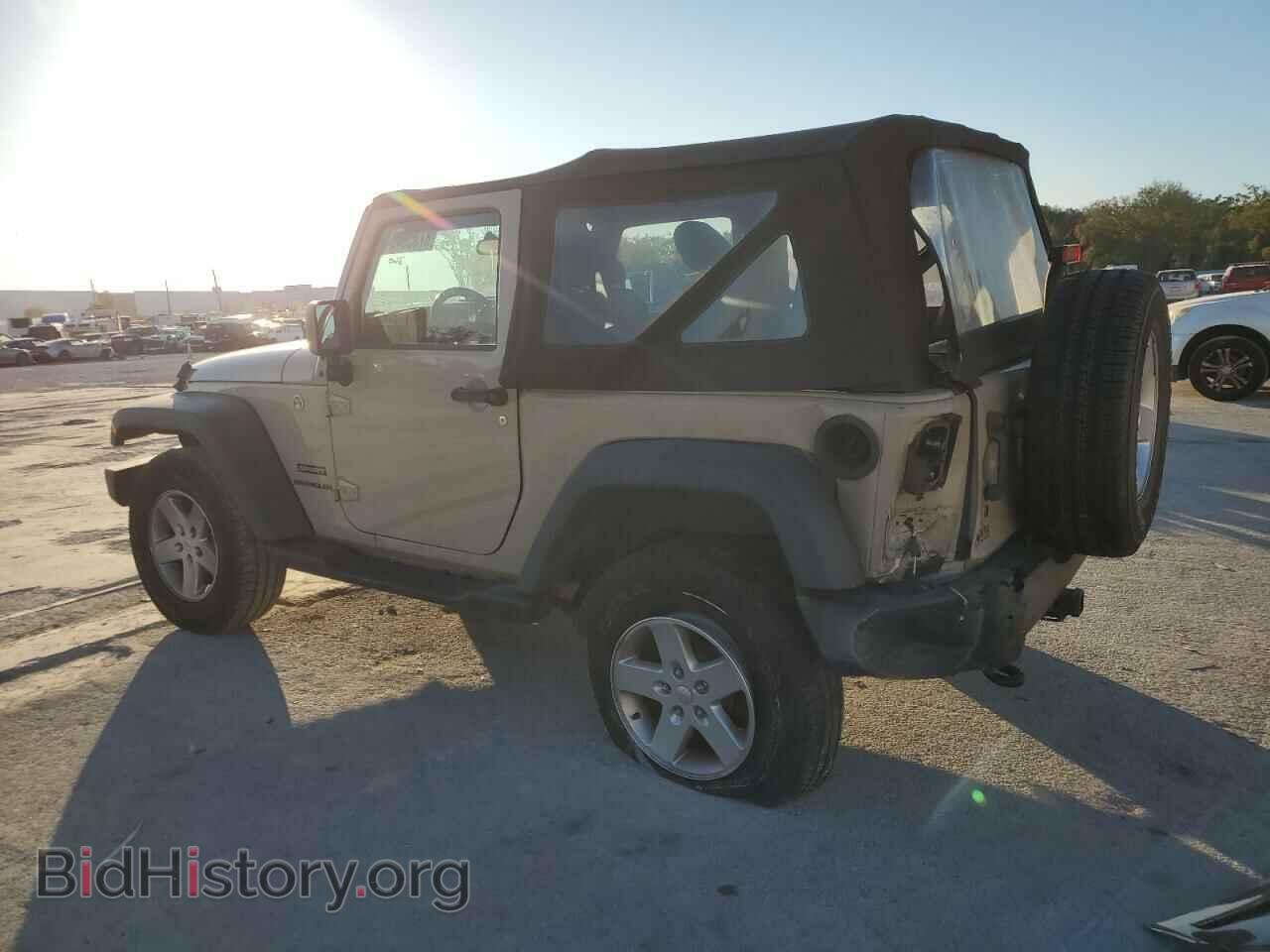 2016 JEEP WRANGLER - VIN: 1C4AJWAG4GL259891 - Фото 2