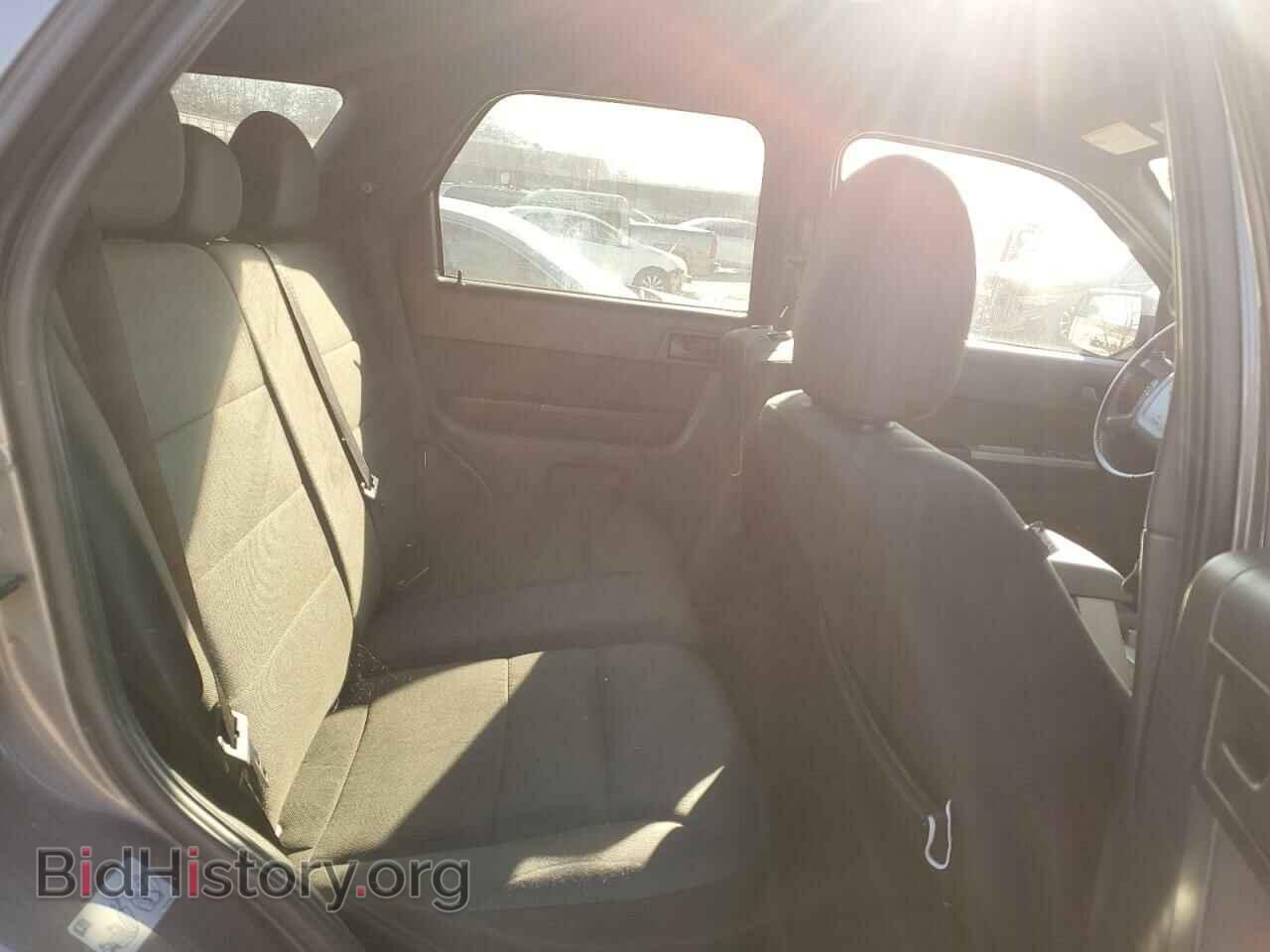 2011 FORD ESCAPE - VIN: 1FMCU9D76BKB23348 - Фото 10