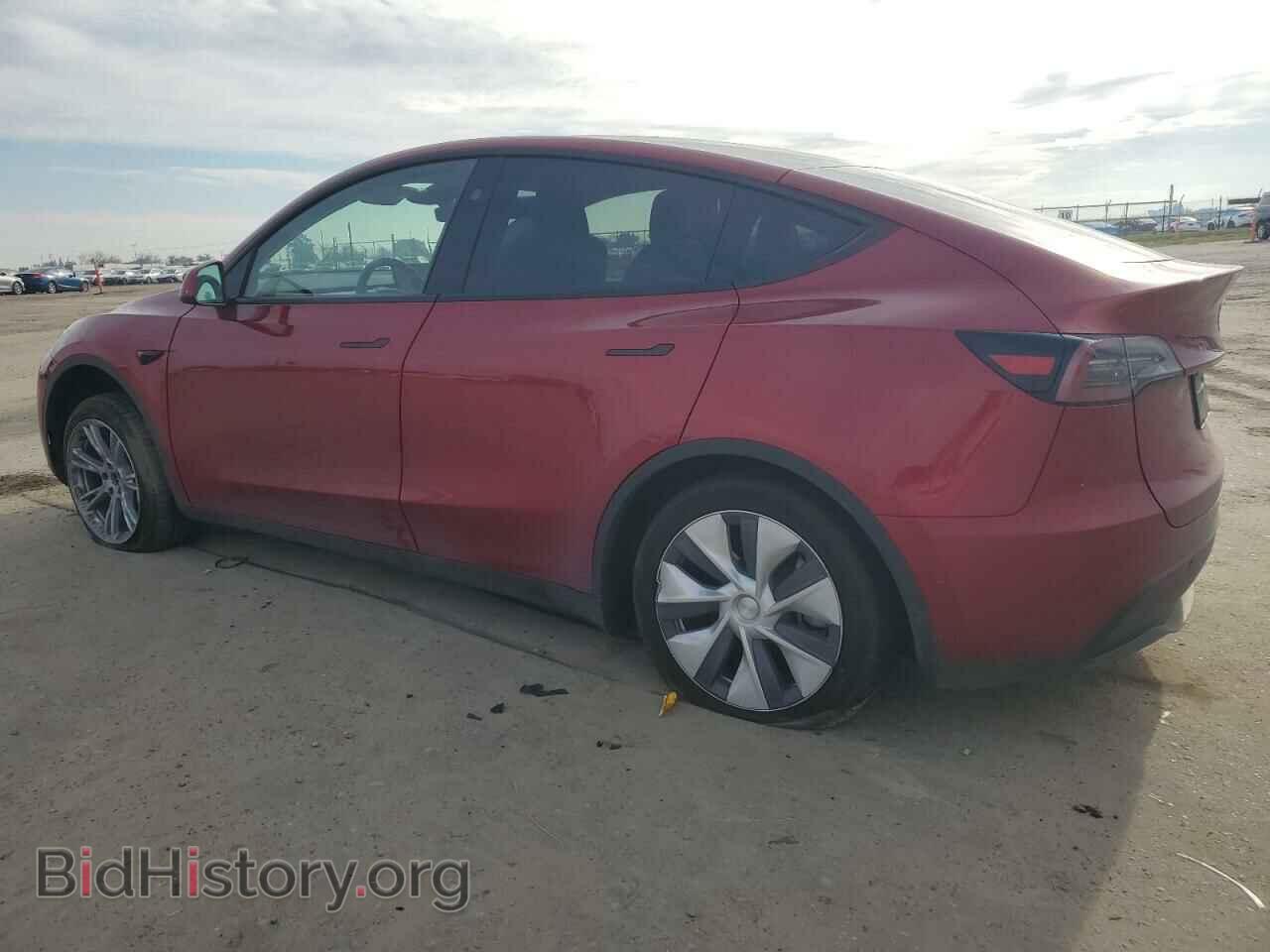 2024 TESLA MODEL Y - VIN: 7SAYGAEE8RF081789 - Photo 2