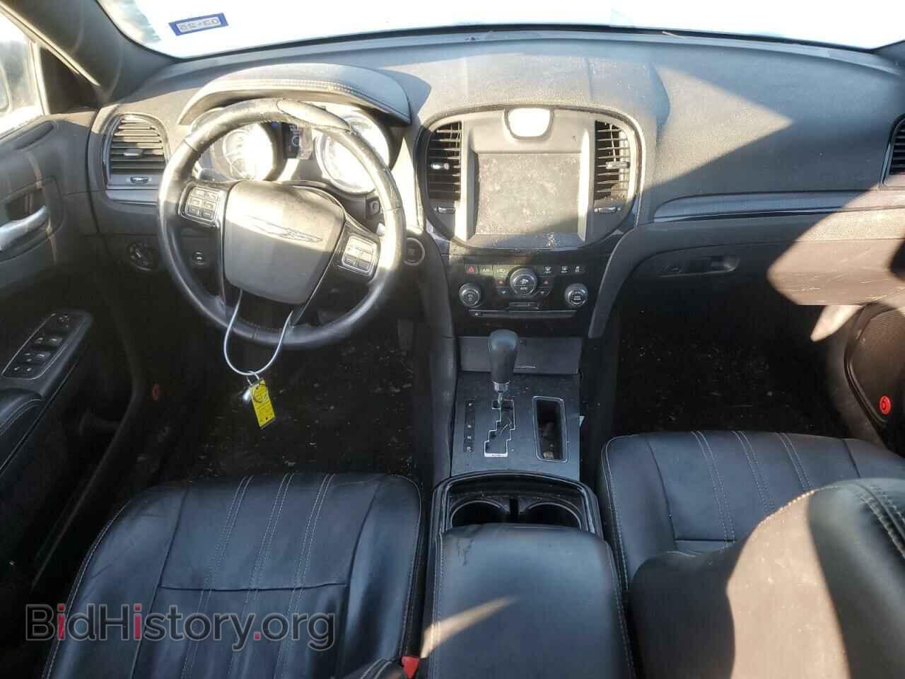 2013 CHRYSLER 300 - VIN: 2C3CCABT0DH686435 - Фото 8