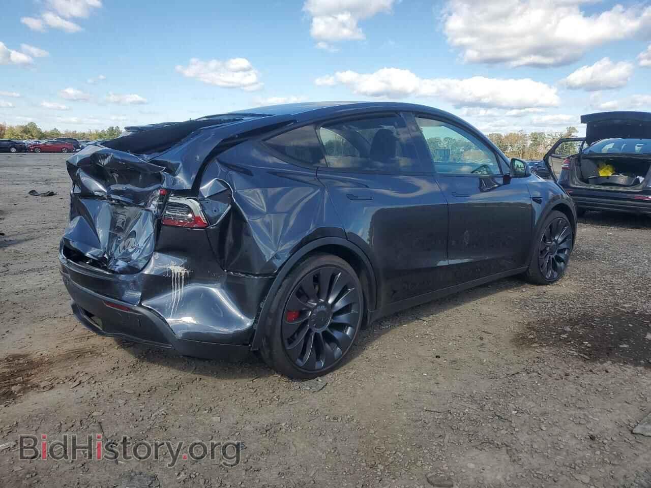 2025 TESLA MODEL Y - VIN: 7SAYGDEF3SA370589 - Фото 3