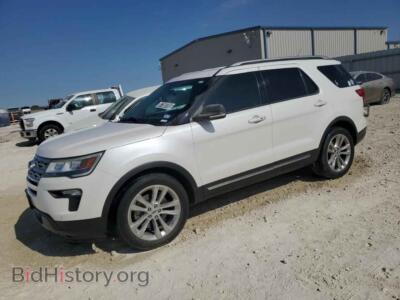 2019 Ford EXPLORER XLT, белый — VIN 1FM5K7D80KGA59693, Copart