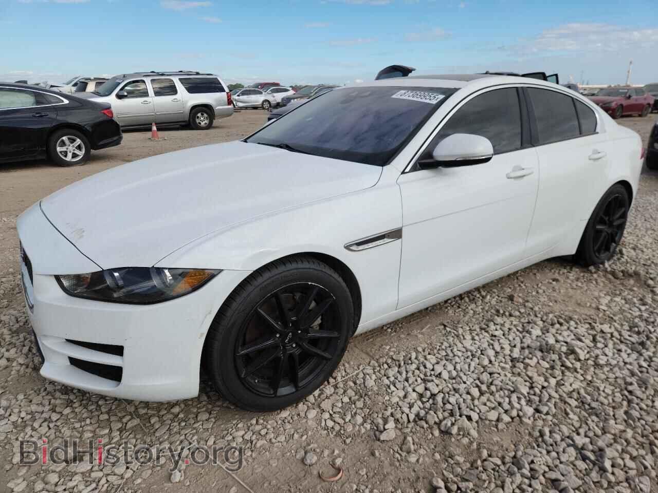 Photo SAJAR4BG9HA966737 - JAGUAR XE 2017