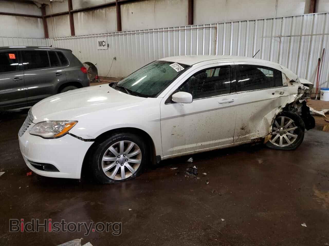Фотография 1C3CCBBBXDN500064 - CHRYSLER 200 2013