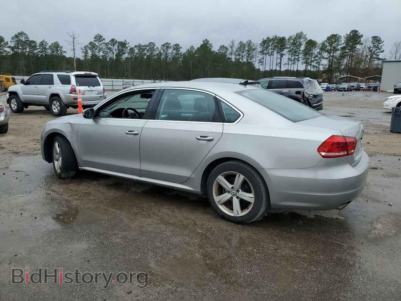 2013 VOLKSWAGEN PASSAT - VIN: 1VWBP7A30DC100977 - Фото 2