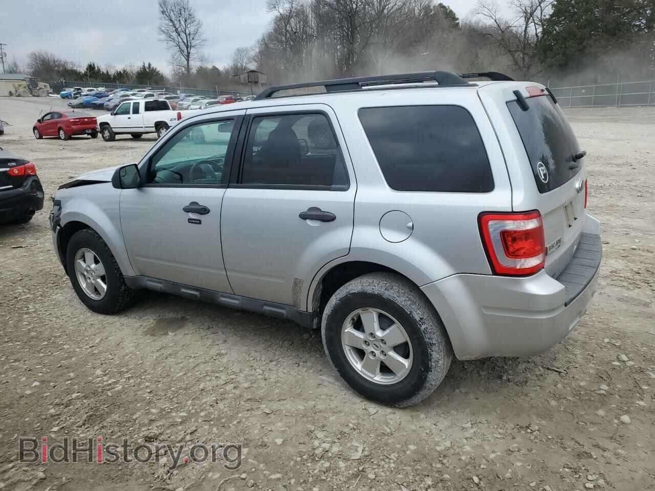 2011 FORD ESCAPE - VIN: 1FMCU0D76BKC08508 - Фото 2