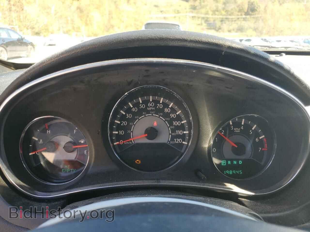 2013 CHRYSLER 200 - VIN: 1C3BCBEB3DN560100 - Photo 9