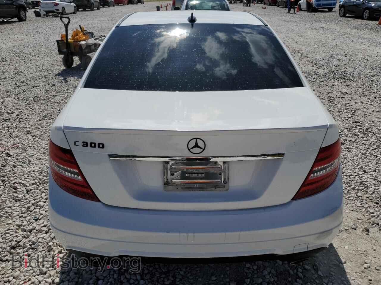 2014 MERCEDES-BENZ C-CLASS - VIN: WDDGF8AB8ER324981 - Фото 6
