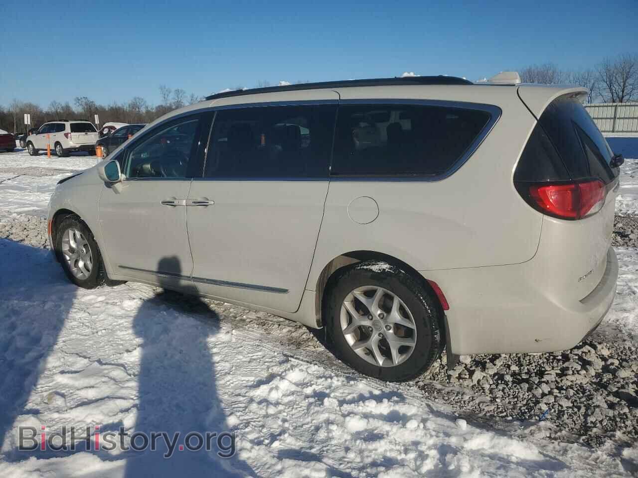 2017 CHRYSLER PACIFICA - VIN: 2C4RC1BG6HR670569 - Фото 2