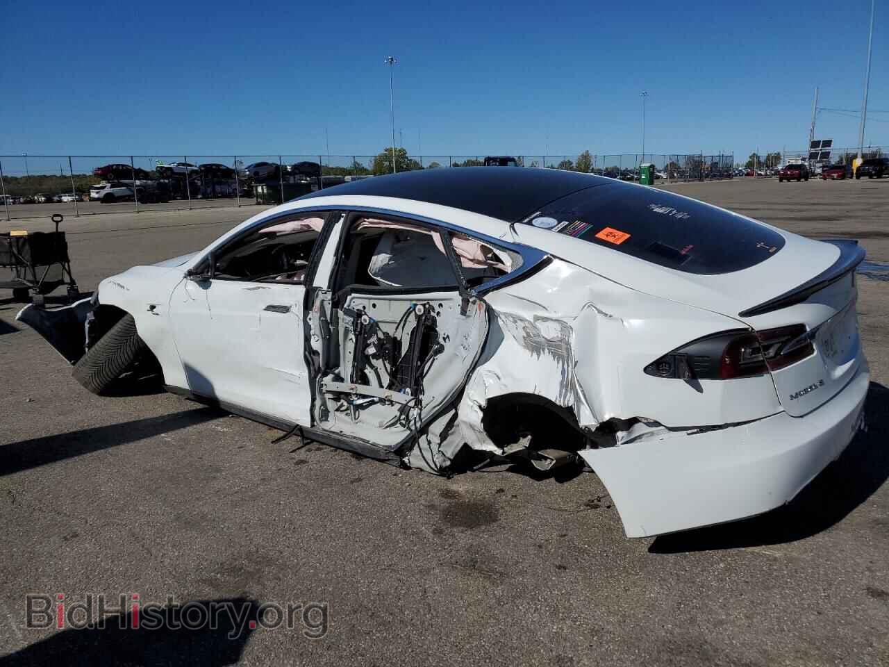 2014 TESLA MODEL S - VIN: 5YJSA1S19EFP28488 - Photo 2