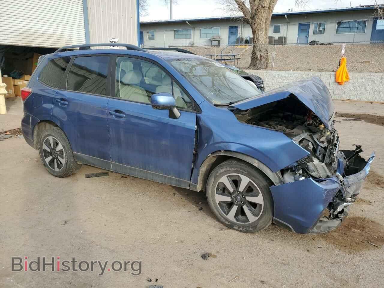 2017 SUBARU FORESTER - VIN: JF2SJAEC3HH808193 - Фото 4