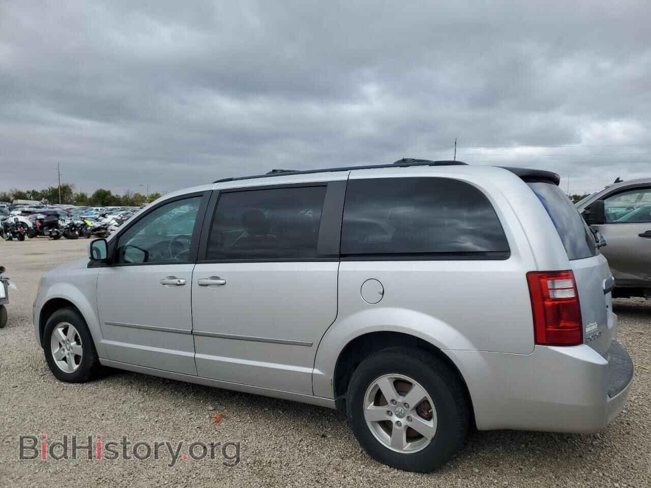 2010 DODGE CARAVAN - VIN: 2D4RN5D10AR261437 - Фото 2