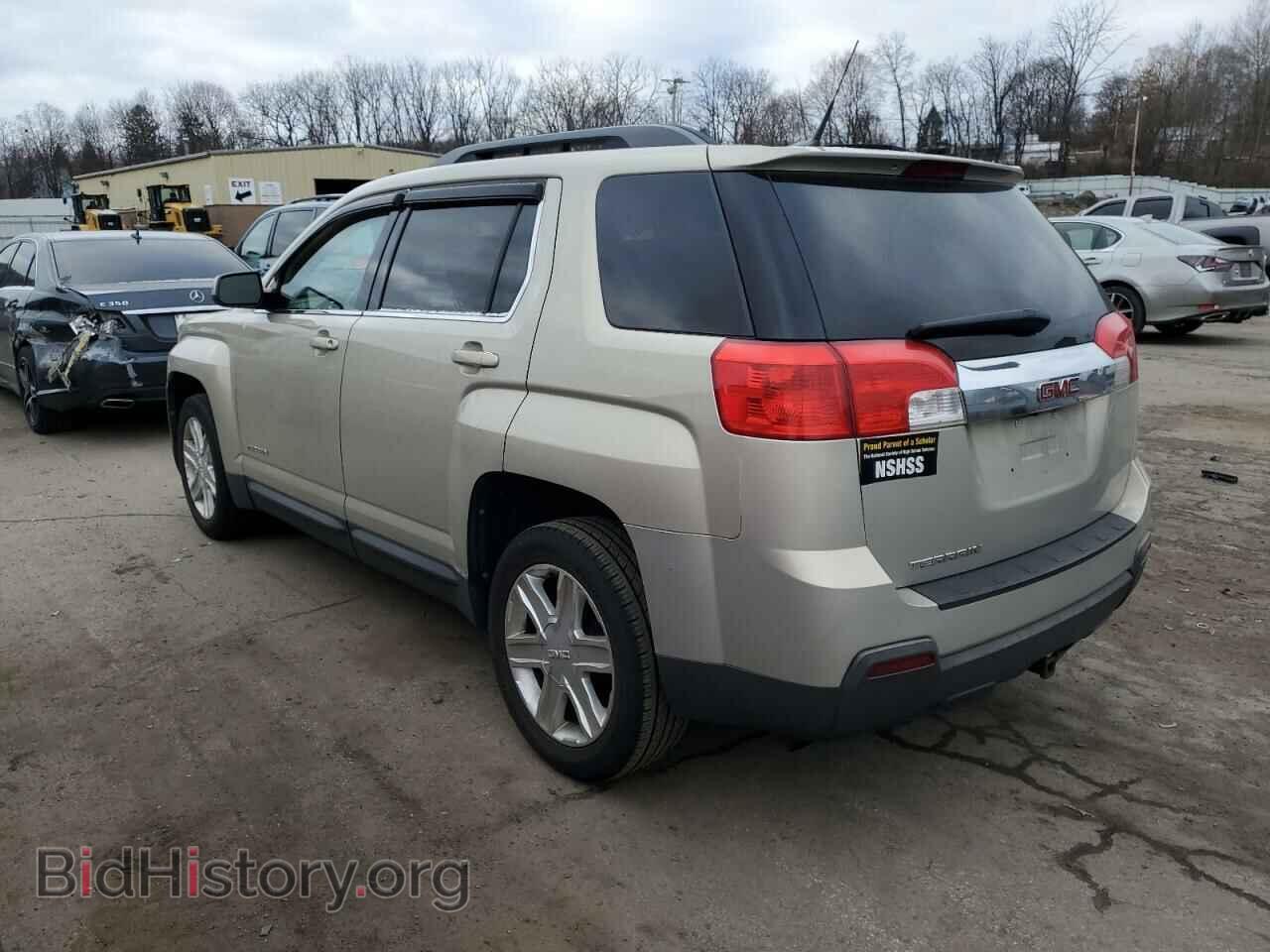 2011 GMC TERRAIN - VIN: 2CTALUEC7B6423596 - Photo 2