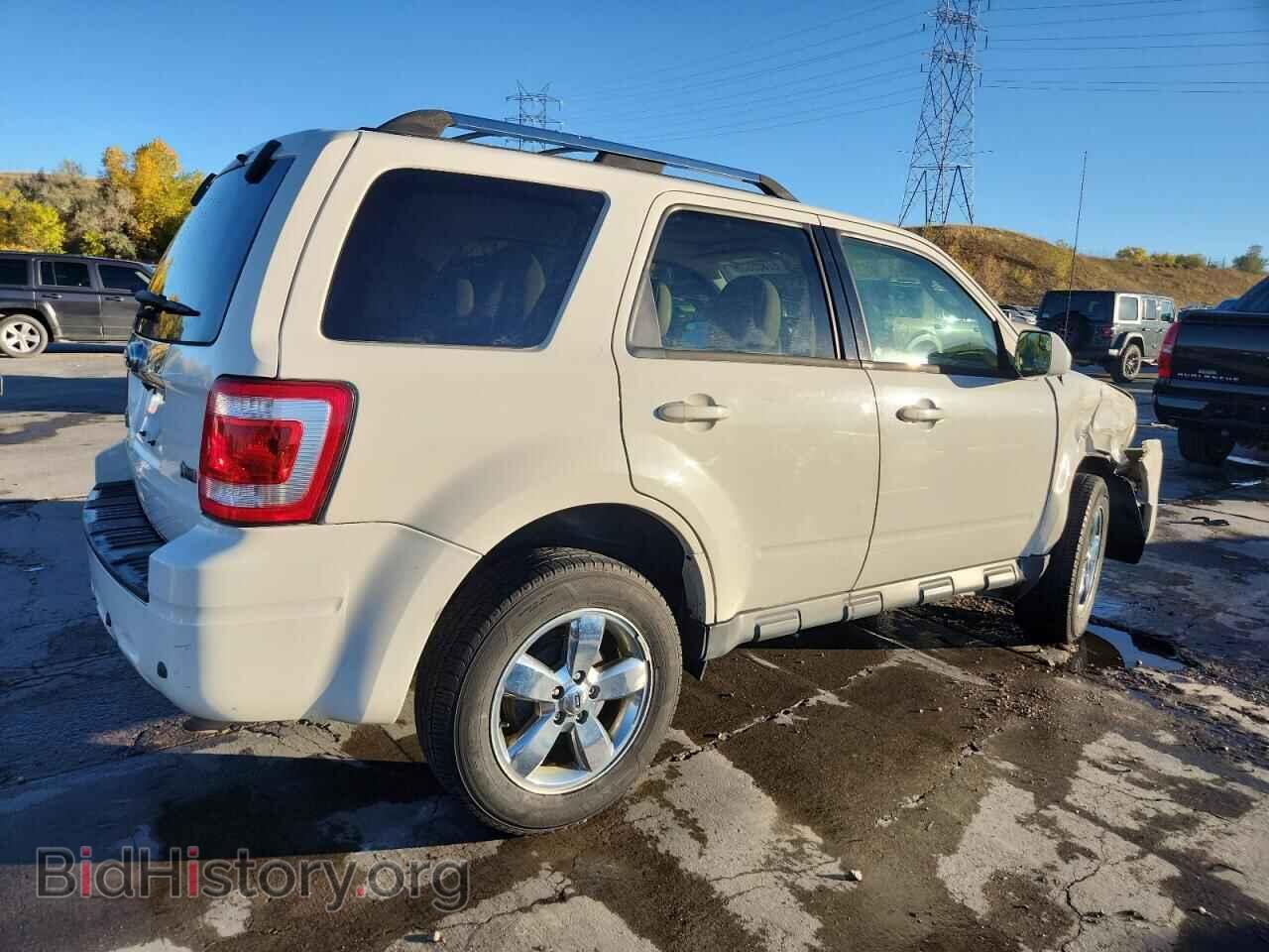 2011 FORD ESCAPE - VIN: 1FMCU9EG4BKC29019 - Фото 3