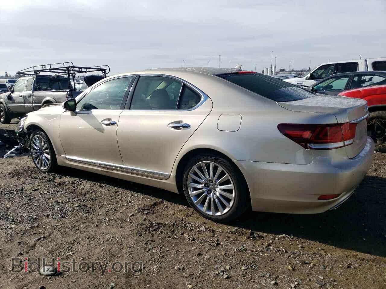 2013 LEXUS LS460 - VIN: JTHBL5EF4D5121325 - Photo 2