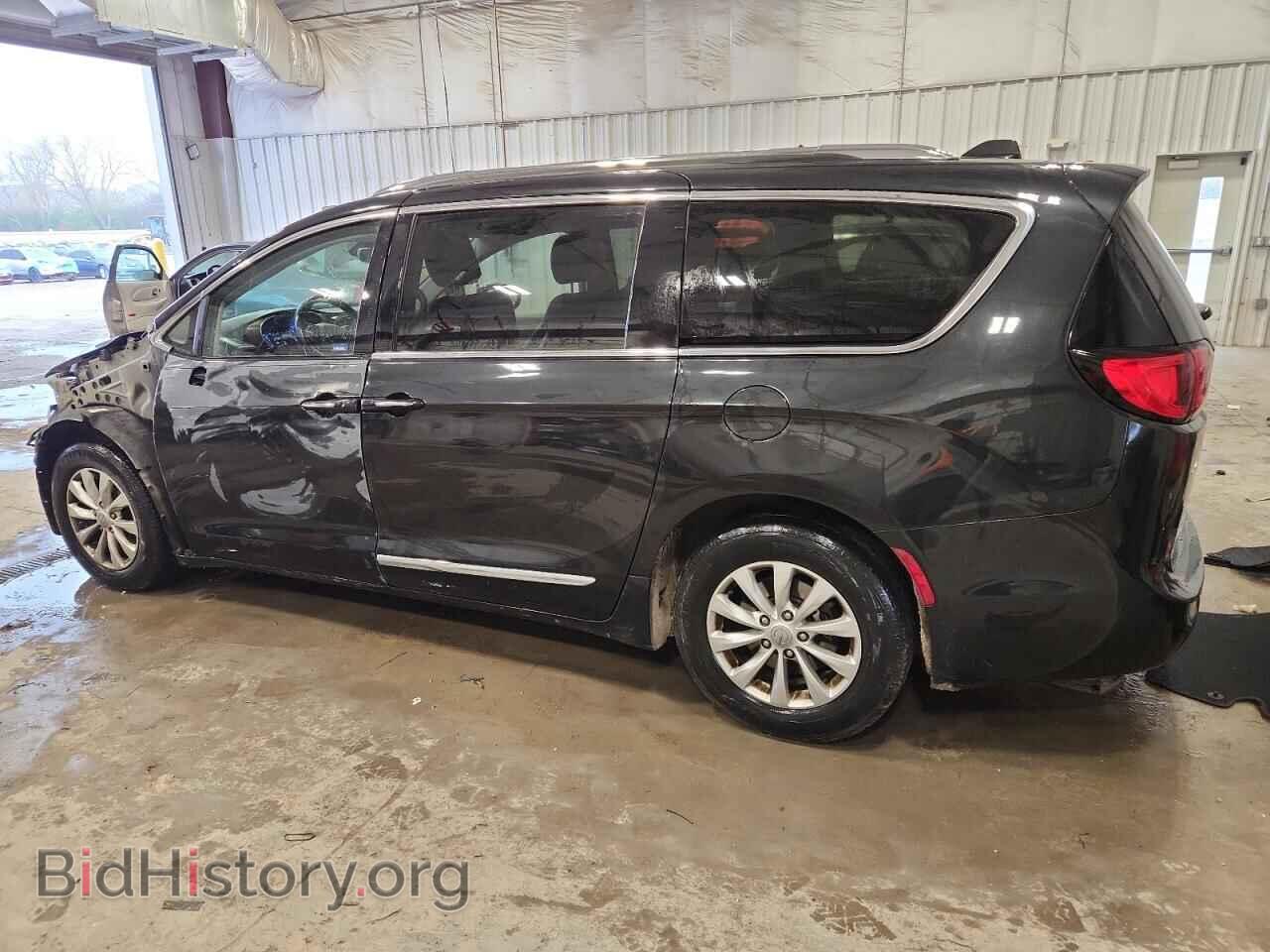 2018 CHRYSLER PACIFICA - VIN: 2C4RC1BG3JR128237 - Фото 2