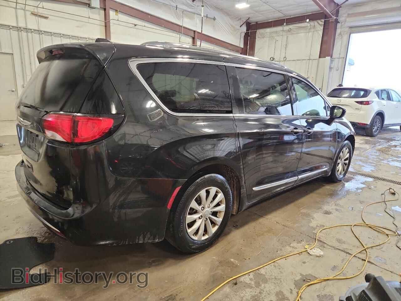 2018 CHRYSLER PACIFICA - VIN: 2C4RC1BG3JR128237 - Фото 3