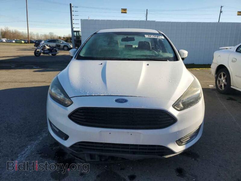 2017 Ford FOCUS (VIN 1FADP3FE7HL277679) — photo 5 of 12