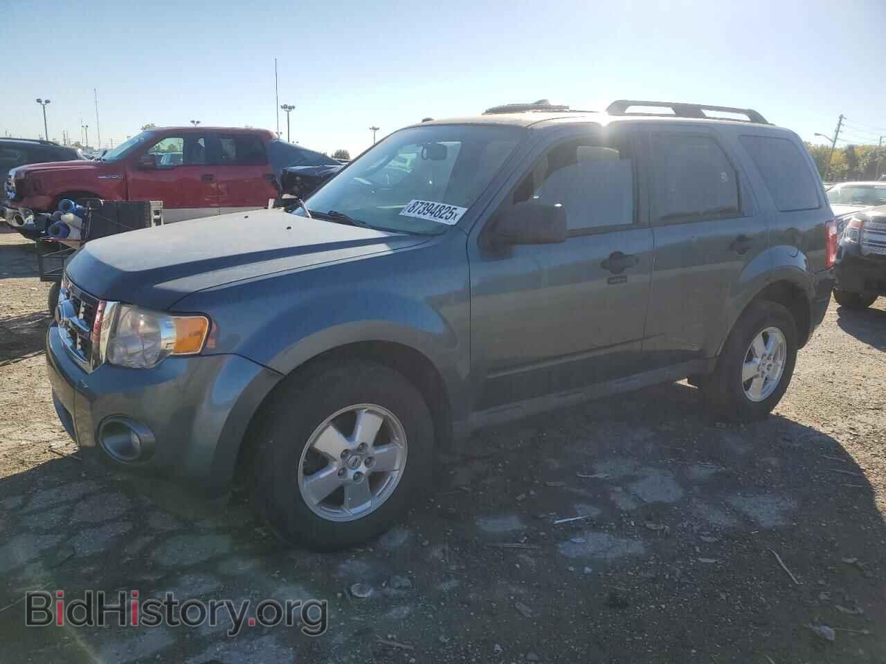 Фотография 1FMCU0DG2BKC06111 - FORD ESCAPE 2011