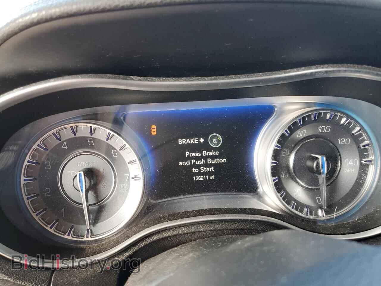 2017 CHRYSLER 300 - VIN: 2C3CCAAG4HH609948 - Фото 9