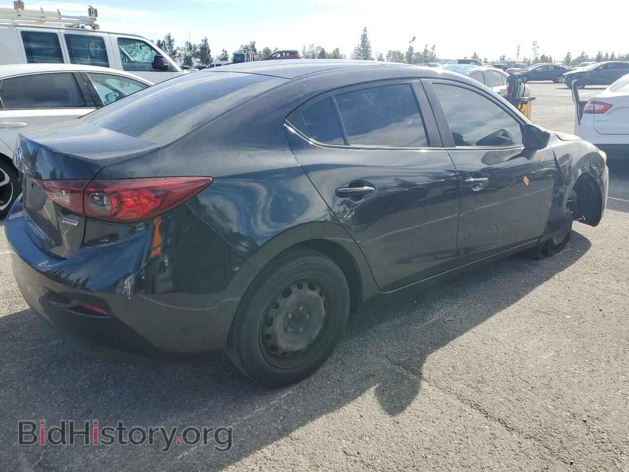 2018 MAZDA 3 - VIN: 3MZBN1U77JM215863 - Фото 3